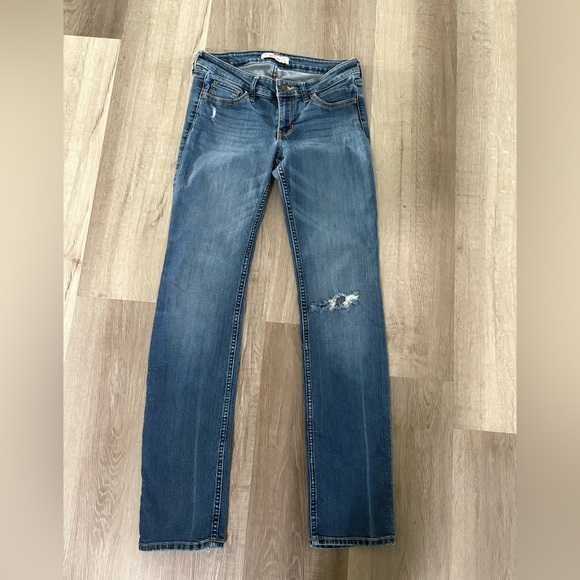 Hollister Blue Straight Leg Jeans with Distressed Details - Picture 1 of 7